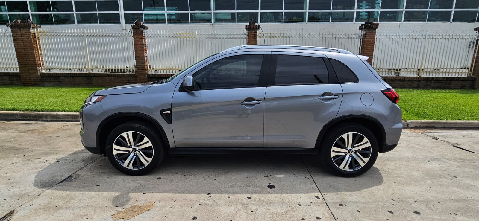 Mitsubishi Outlander Sport 2021 - 3